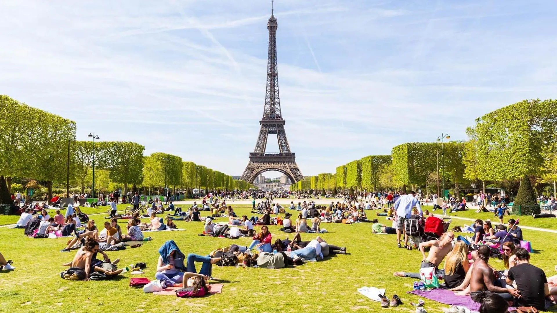 Central Paris Elegant Apartment Near The Eiffel Tower And Invalides France