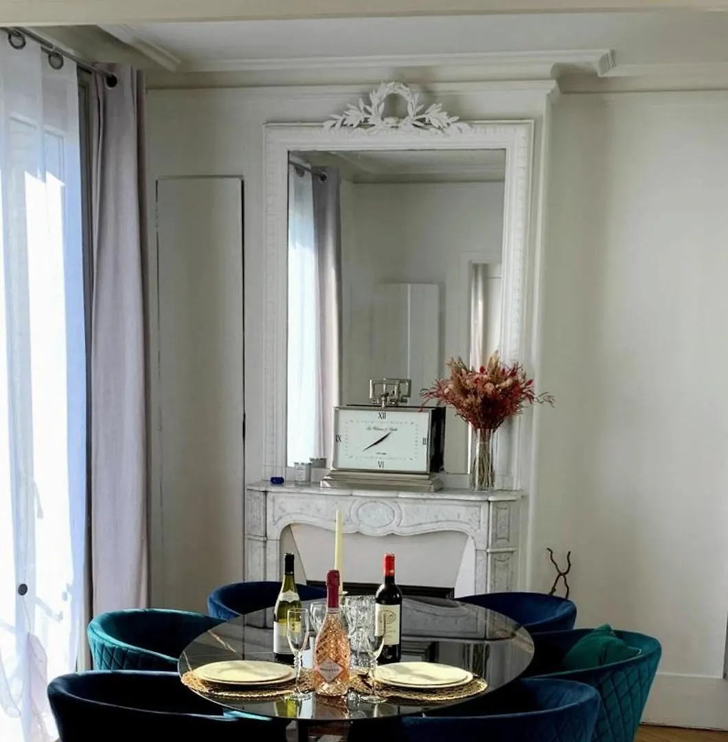 Central Paris Elegant Apartment Near The Eiffel Tower And Invalides France